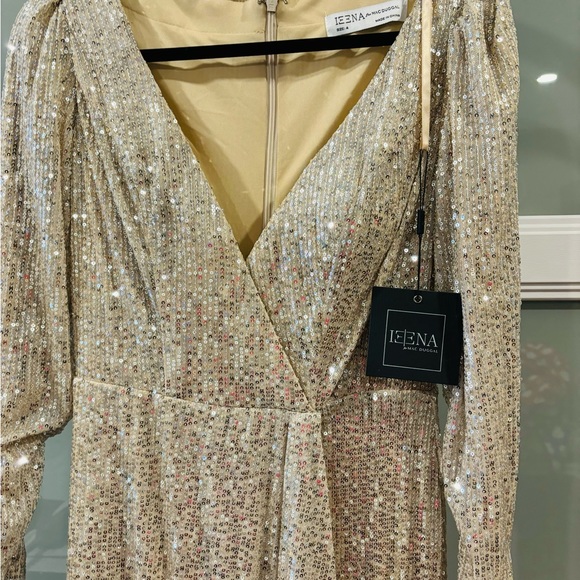 IEENA MAC DUGGAL - SILVER LONG SLEEVE SEQUIN WRAP GOWN- SIZE 4 - Picture 6 of 9